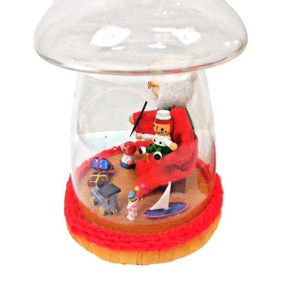 Caffco Christmas Santa Elf Diorama Under Mushroom Glass Terrarium VTG Set Of 2 - Picture 11 of 12
